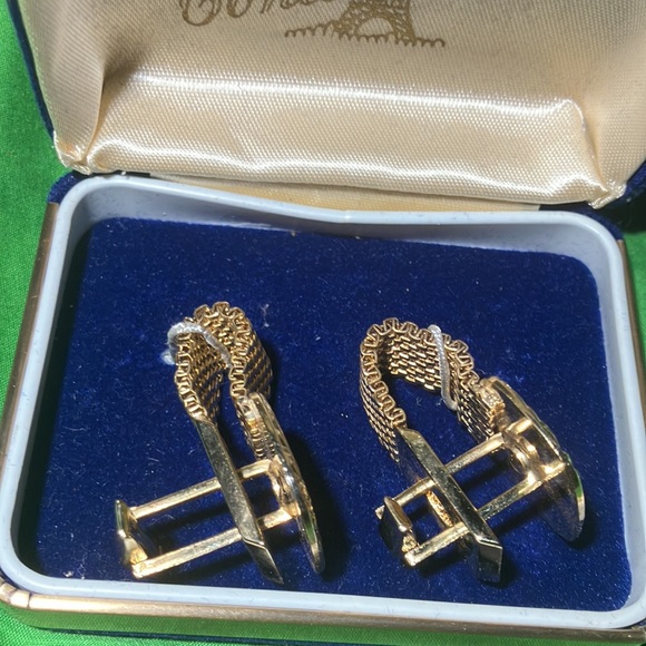 Gold Cuff Links - Picture 8 of 8